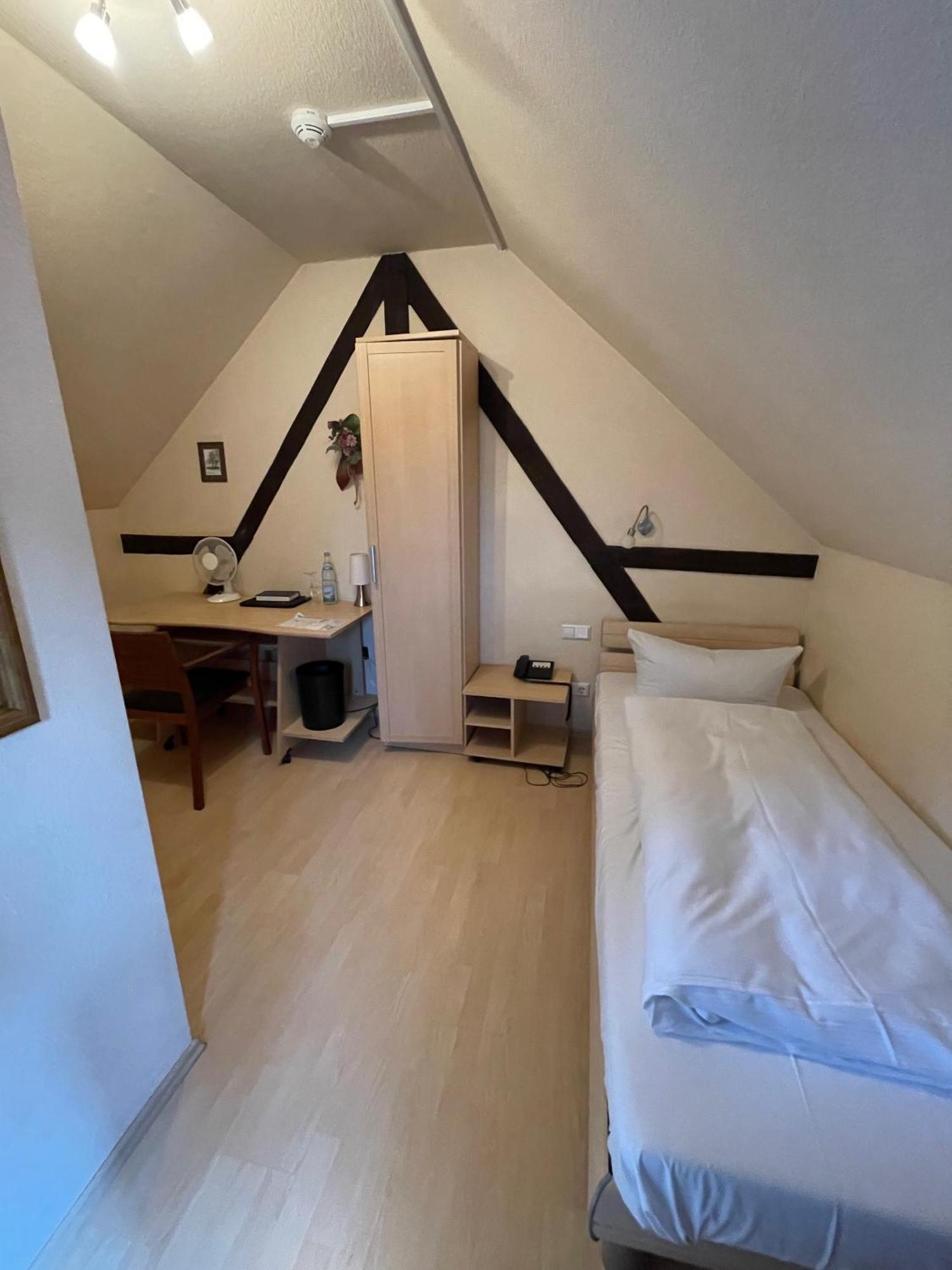 Landhotel Sickinger Hof Walldorf  Bagian luar foto