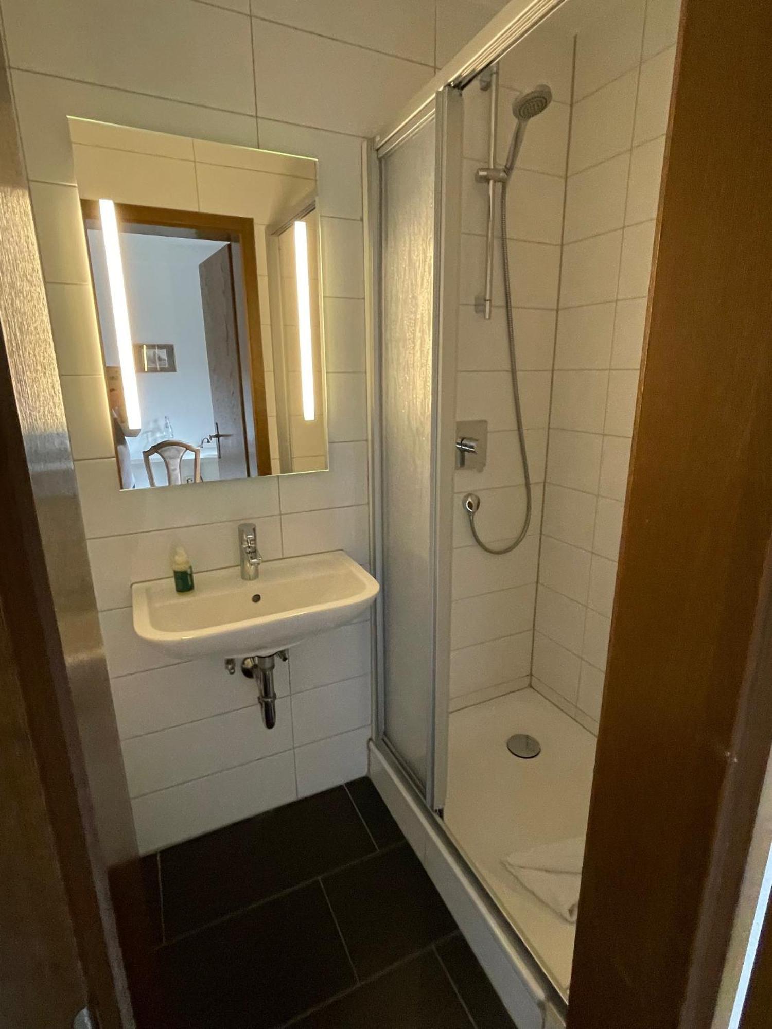 Landhotel Sickinger Hof Walldorf  Bagian luar foto