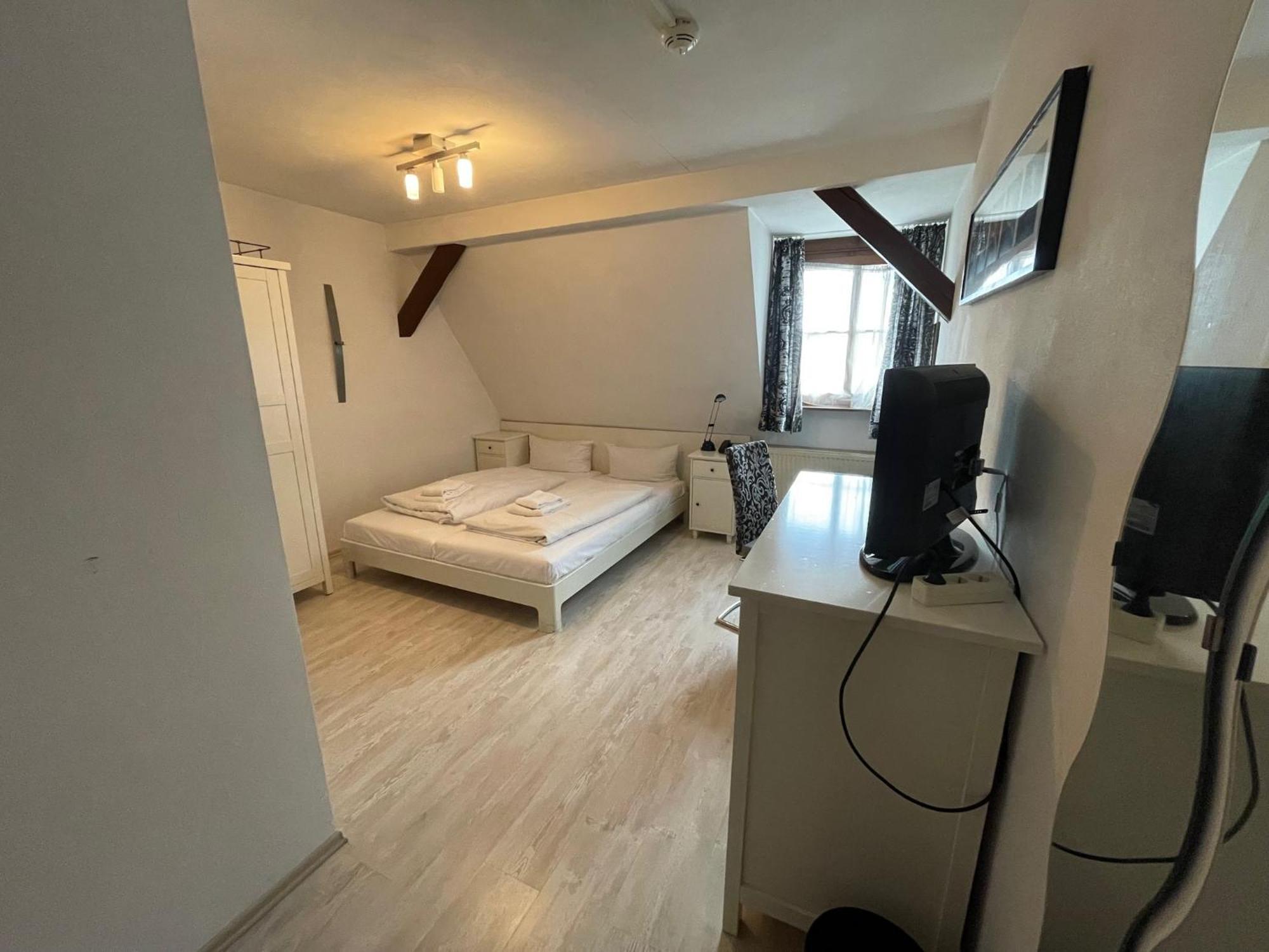 Landhotel Sickinger Hof Walldorf  Bagian luar foto